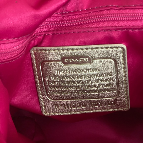 ❌SOLD❌ Coach poppy purse - Picture 4 of 8